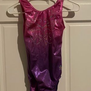 Snowflake designs gymnastics leotard
